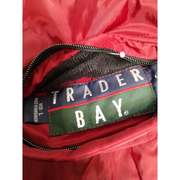 Trader Bay Men's reversible Puffer style Vest in Red and Gray 4 pocket Large - Picture 6 of 11
